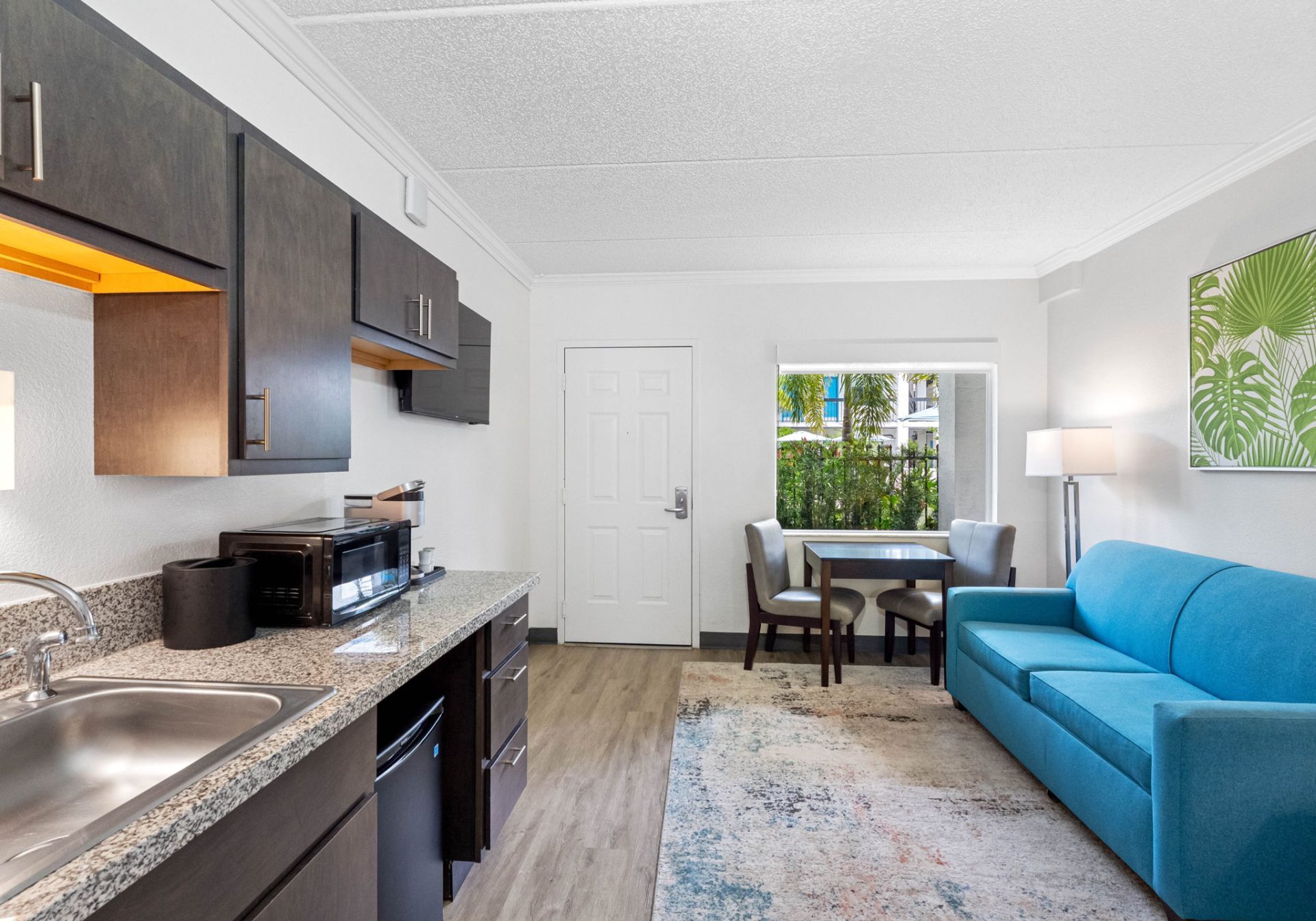 110-web-or-mls-King Bedroom-10